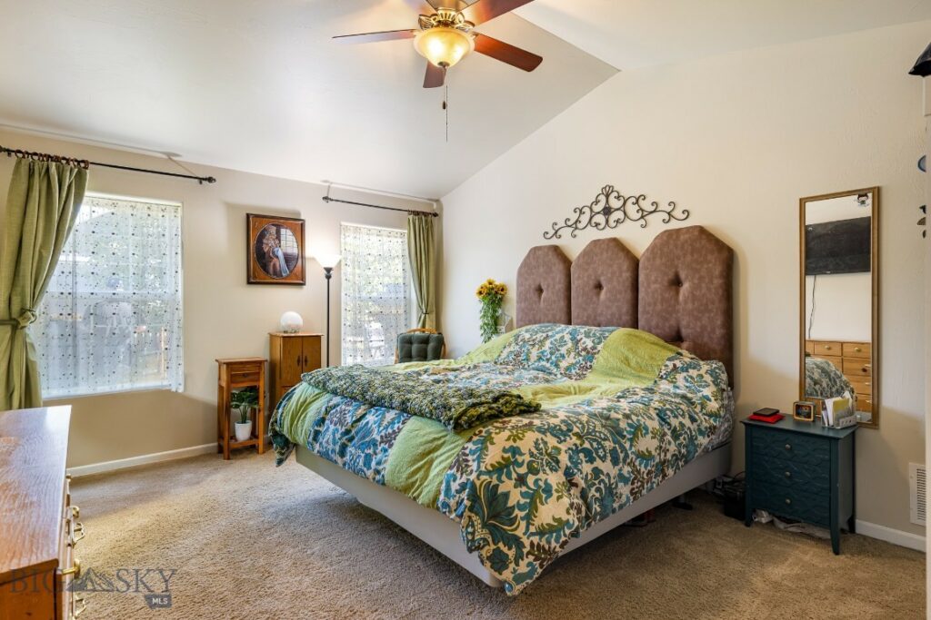 2103 Sturnella, Belgrade MT 59714