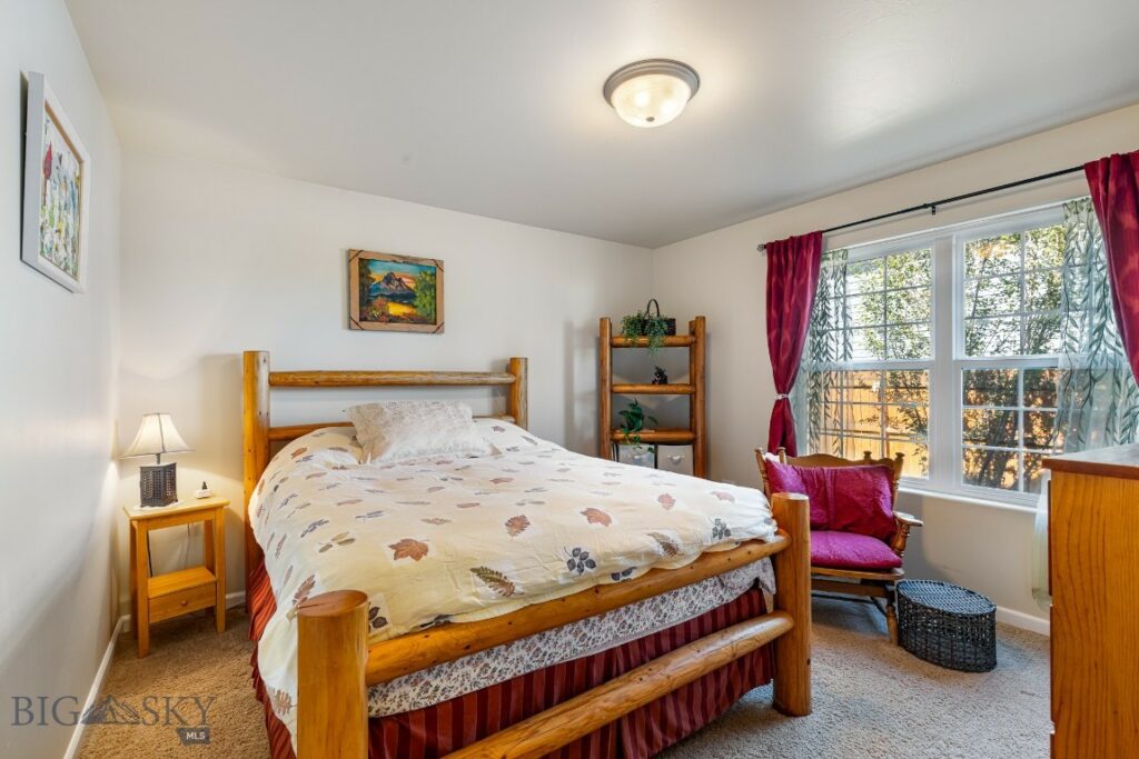 2103 Sturnella, Belgrade MT 59714