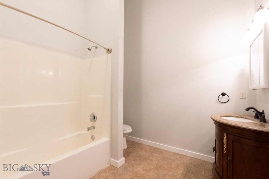 211 Jetway, Belgrade MT 59714