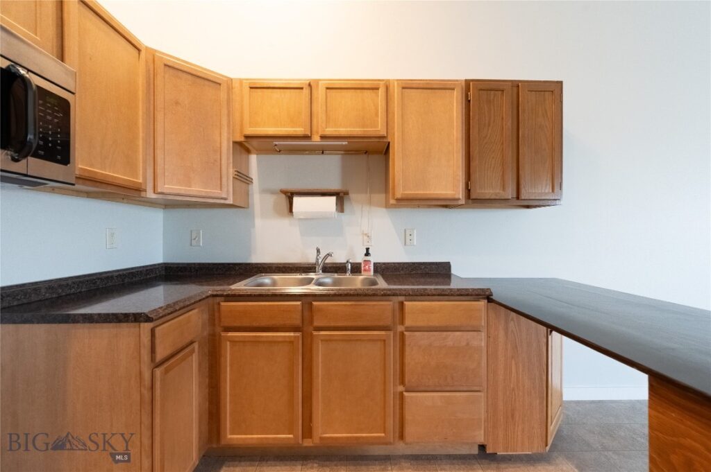 211 Jetway, Belgrade MT 59714