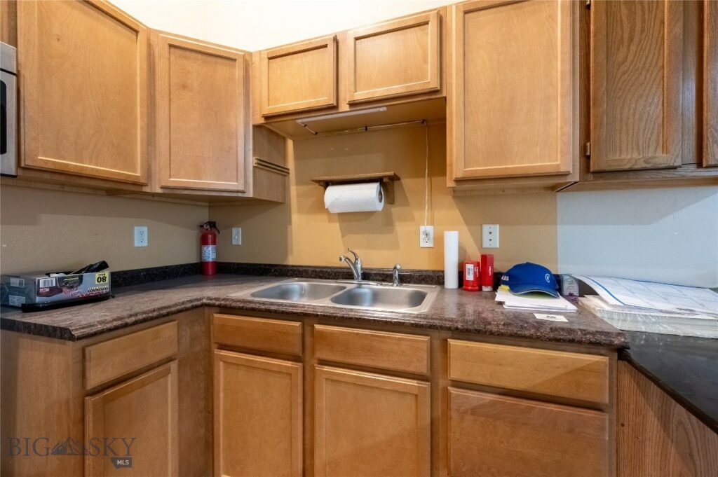 211 Jetway, Belgrade MT 59714