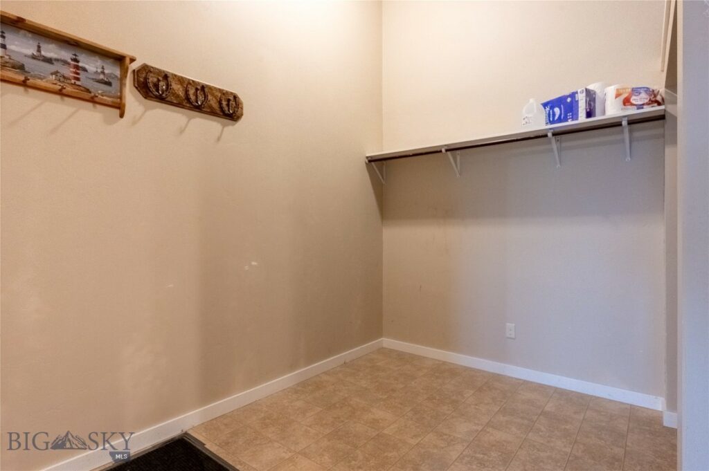 211 Jetway, Belgrade MT 59714