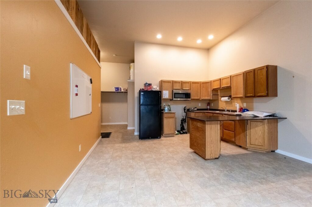 211 Jetway, Belgrade MT 59714