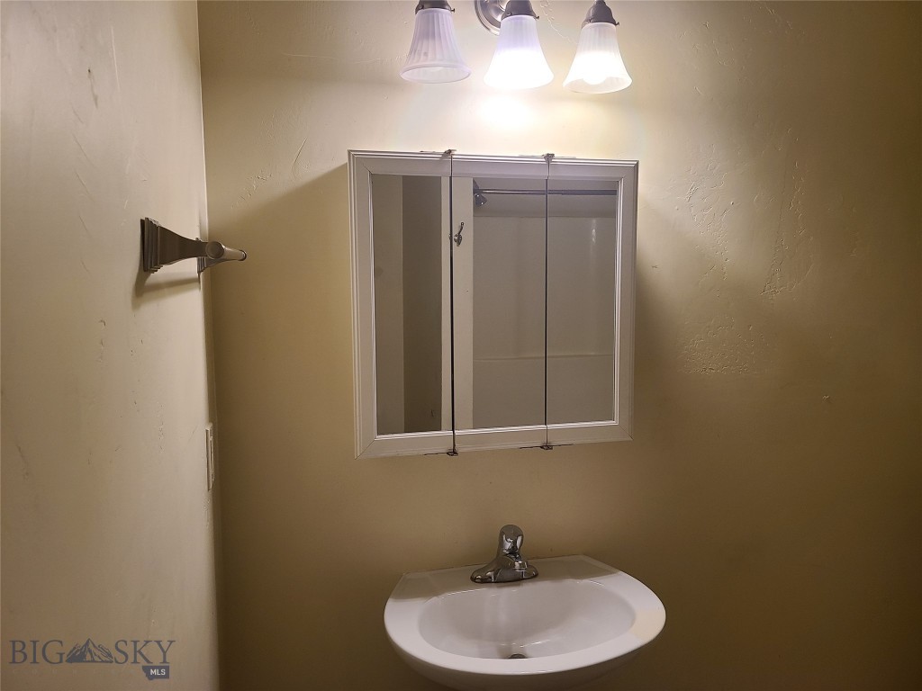 211 Jetway, Belgrade MT 59714
