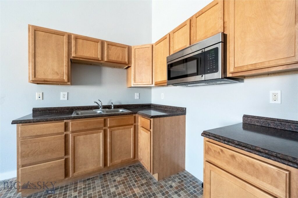 211 Jetway, Belgrade MT 59714