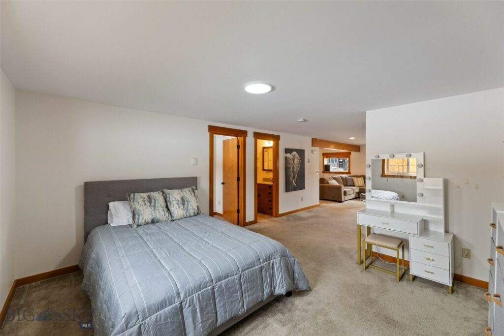 211 N Yellowstone Avenue, Bozeman MT 59718