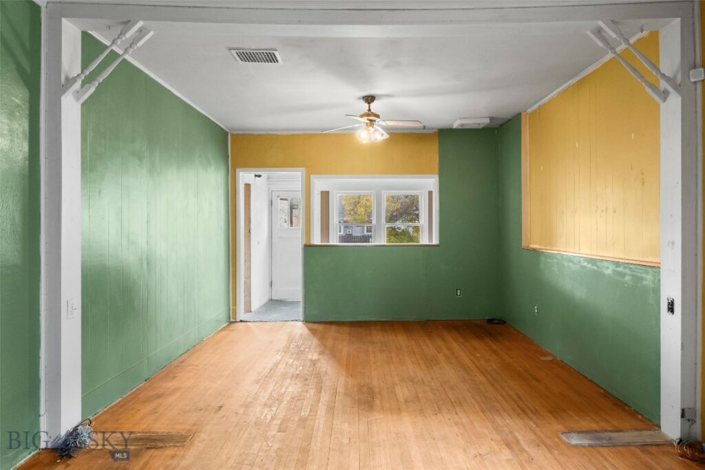 211 S E Street, Livingston MT 59047