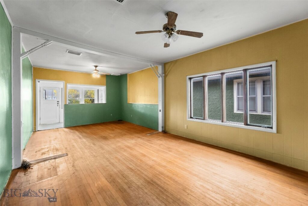 211 S E Street, Livingston MT 59047
