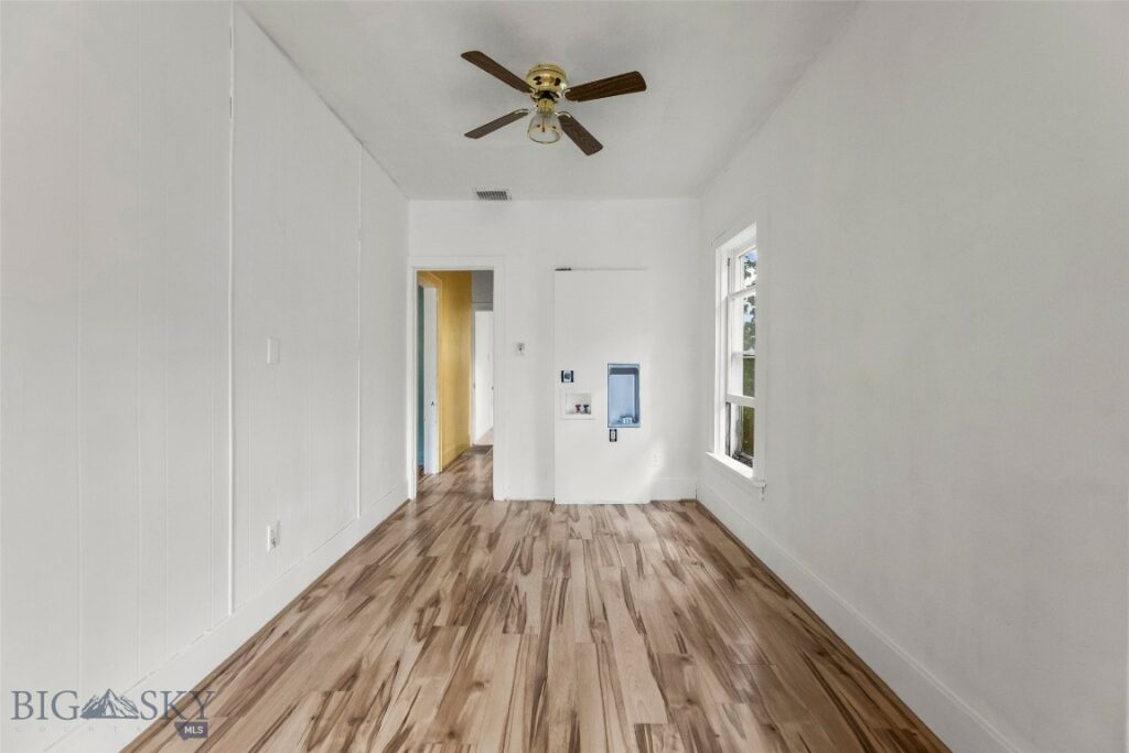 211 S E Street, Livingston MT 59047