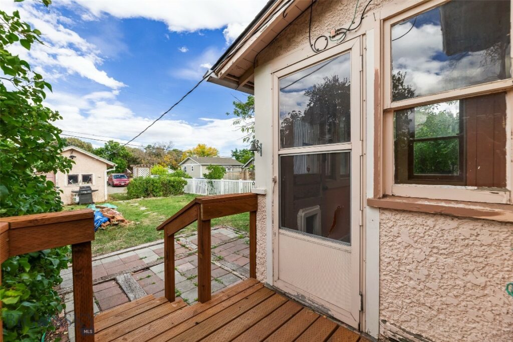 211 S E Street, Livingston MT 59047