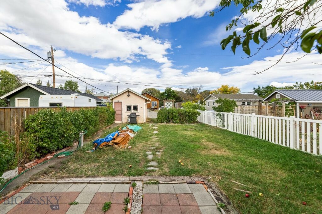 211 S E Street, Livingston MT 59047