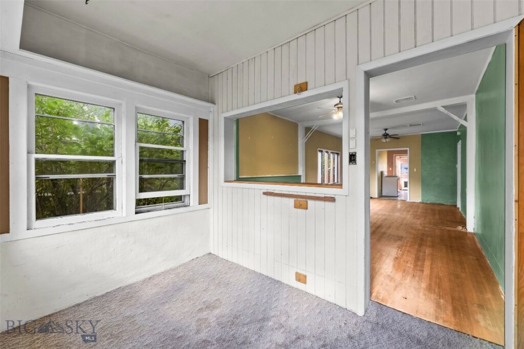 211 S E Street, Livingston MT 59047