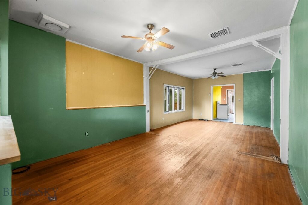 211 S E Street, Livingston MT 59047