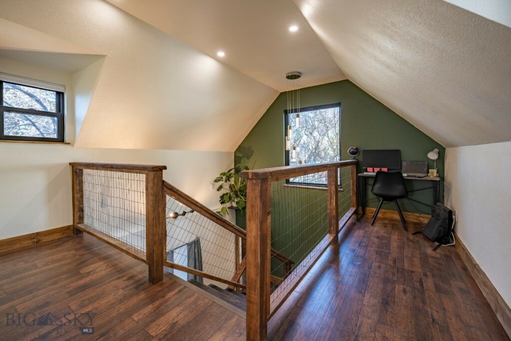 211 S H, Livingston MT 59047