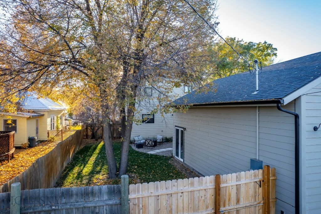 211 S H, Livingston MT 59047