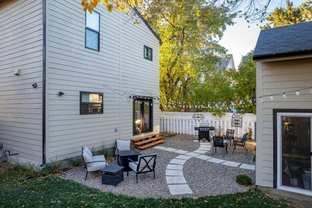 211 S H, Livingston MT 59047