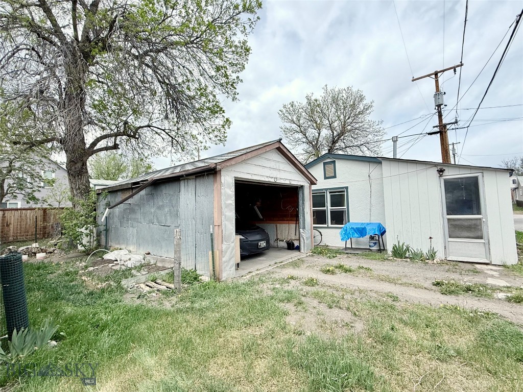 212 E Clark Street, Livingston MT 59047