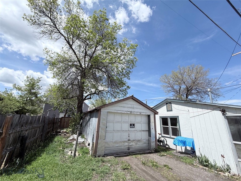 212 E Clark Street, Livingston MT 59047