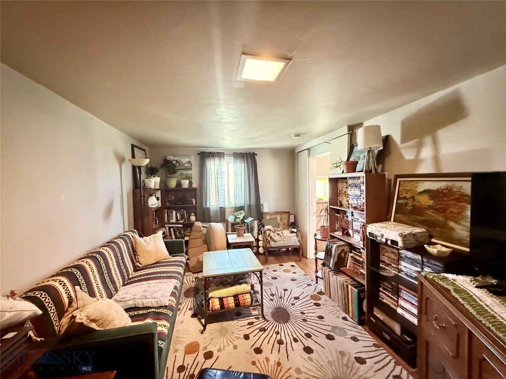 212 E Clark Street, Livingston MT 59047