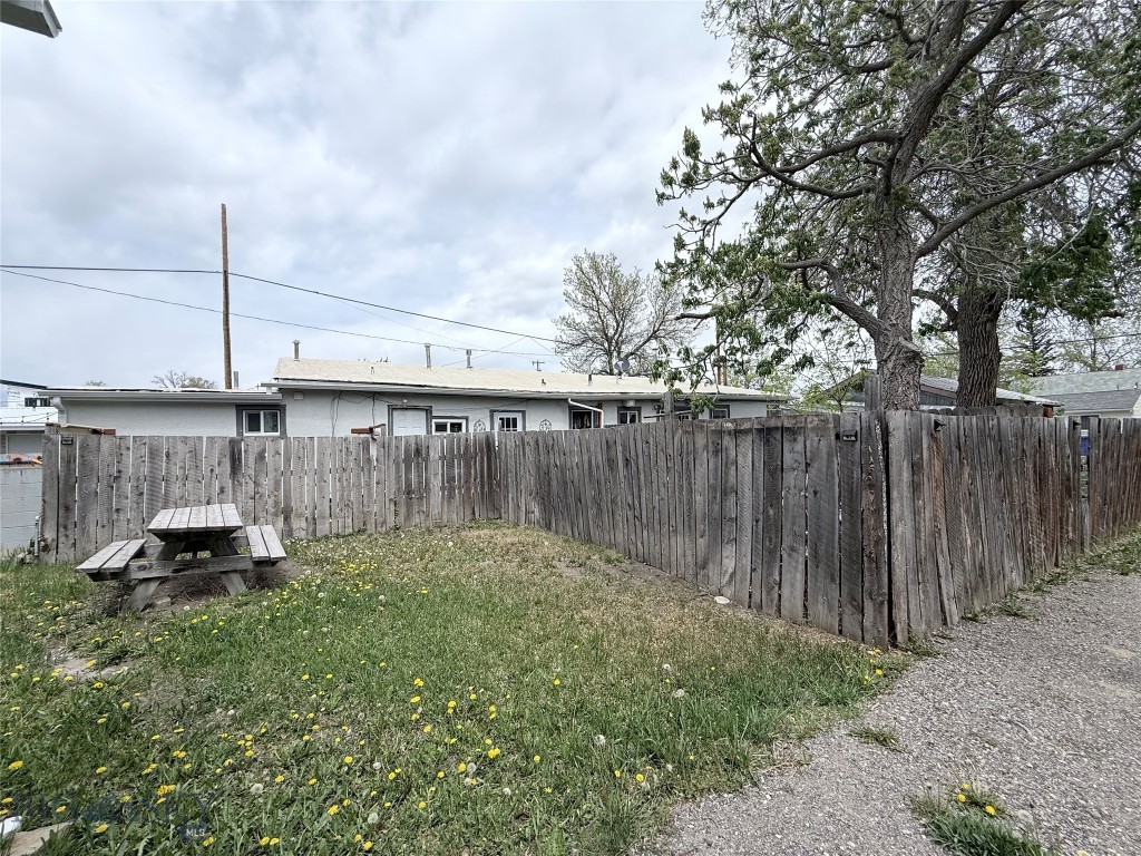212 E Clark Street, Livingston MT 59047