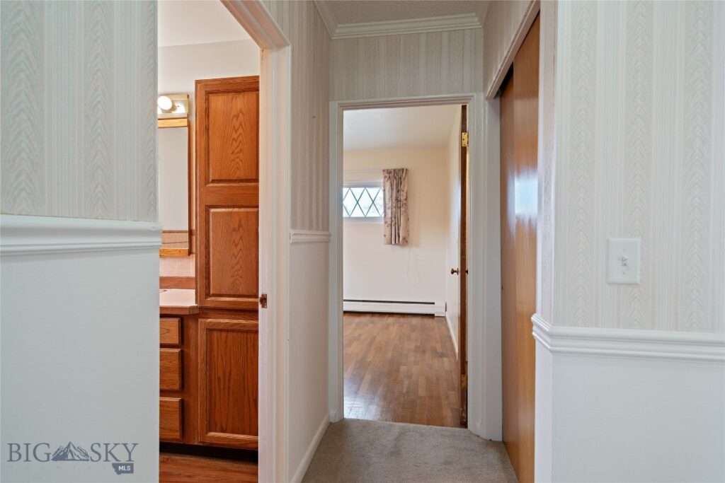212 N Broadway Street, Belgrade MT 59714