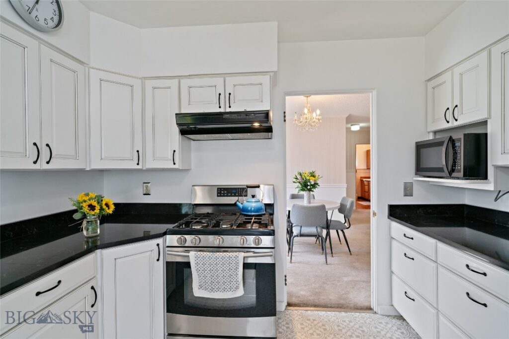 212 N Broadway Street, Belgrade MT 59714