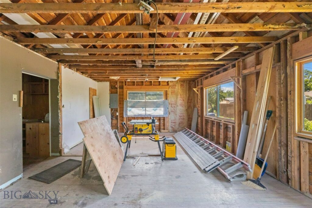 213 N 9th Avenue N, Bozeman MT 59715