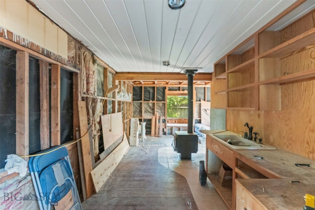 213 N 9th Avenue N, Bozeman MT 59715