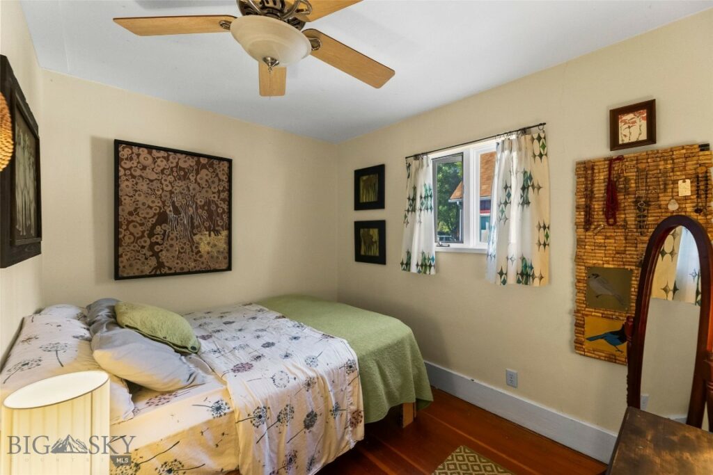 213 S 9th Street, Livingston MT 59047