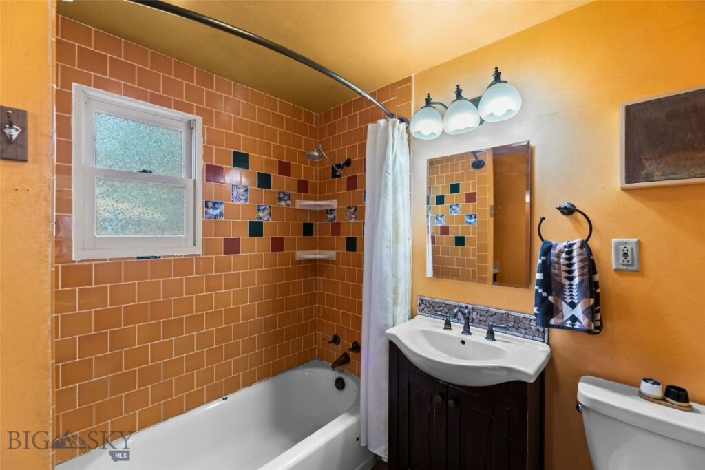 213 S 9th Street, Livingston MT 59047
