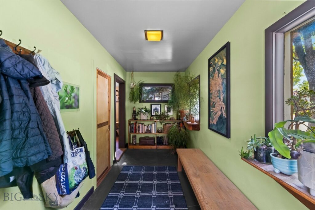 213 S 9th Street, Livingston MT 59047