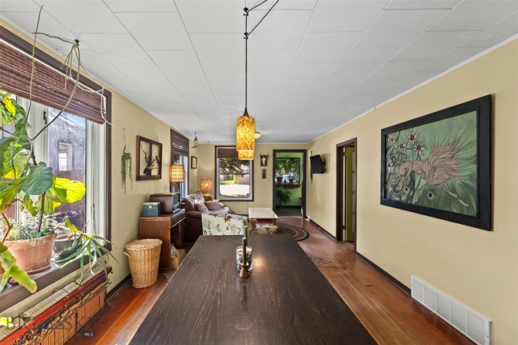 213 S 9th Street, Livingston MT 59047