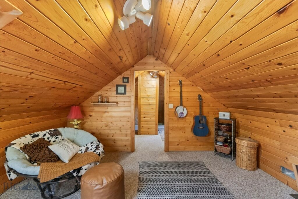 213 S 9th Street, Livingston MT 59047