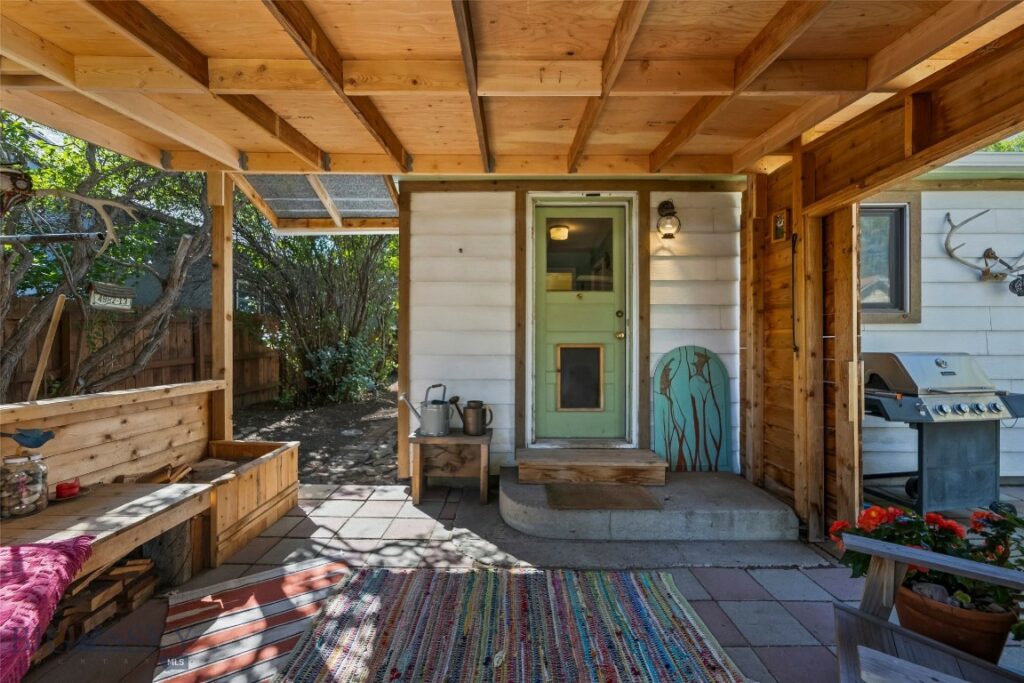 213 S 9th Street, Livingston MT 59047