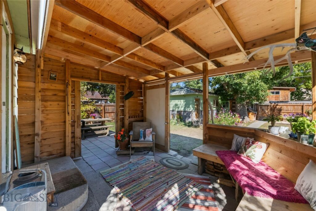 213 S 9th Street, Livingston MT 59047