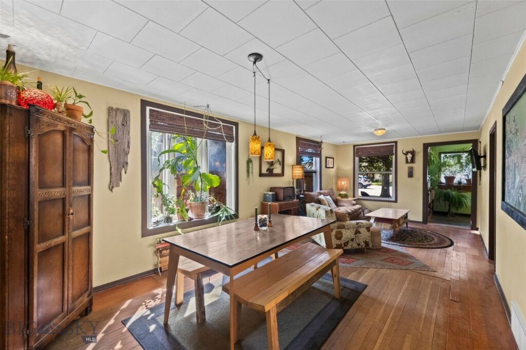 213 S 9th Street, Livingston MT 59047