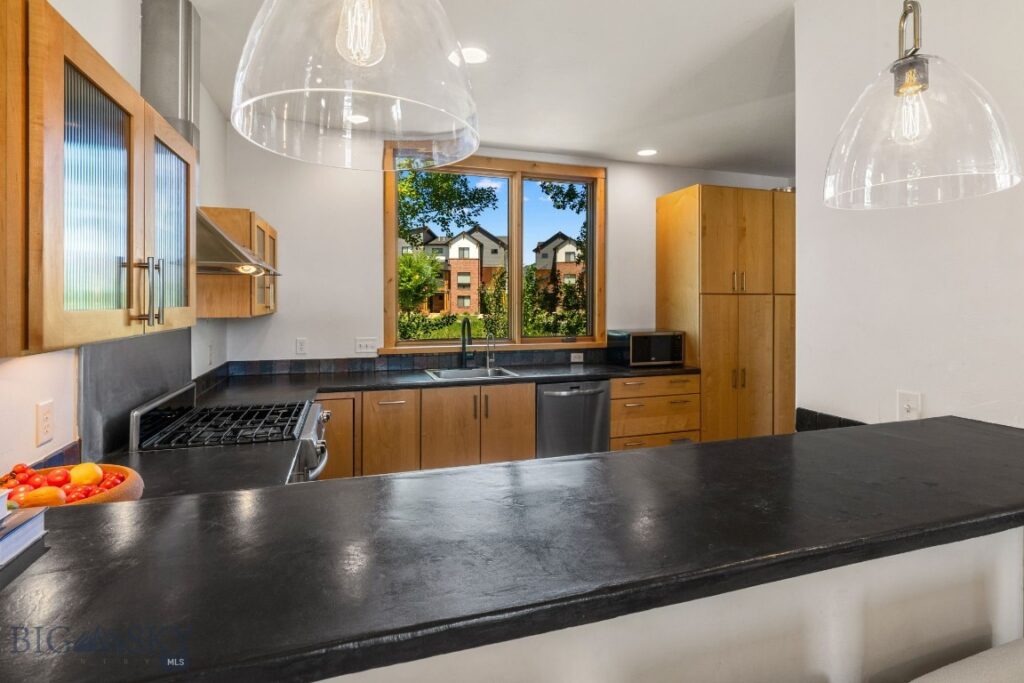 213 Turtle Way, Bozeman MT 59715
