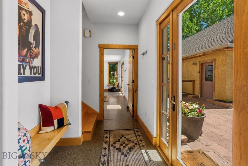 213 Turtle Way, Bozeman MT 59715