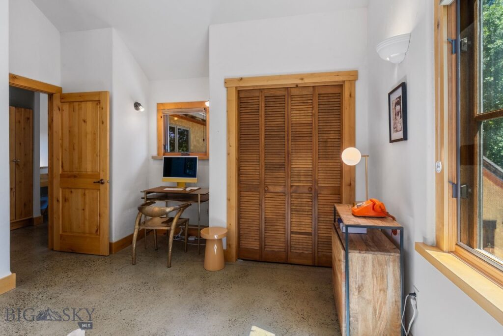 213 Turtle Way, Bozeman MT 59715