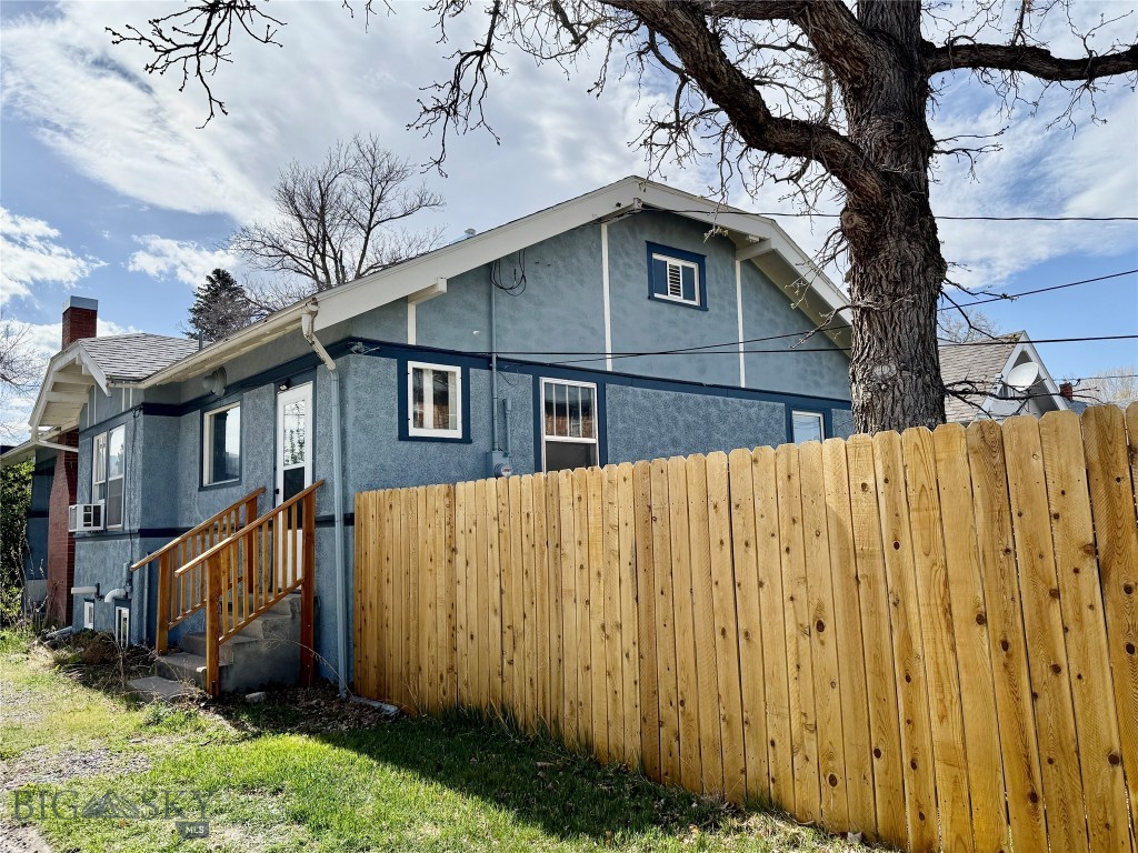 215 S 3rd Street, Livingston MT 59047