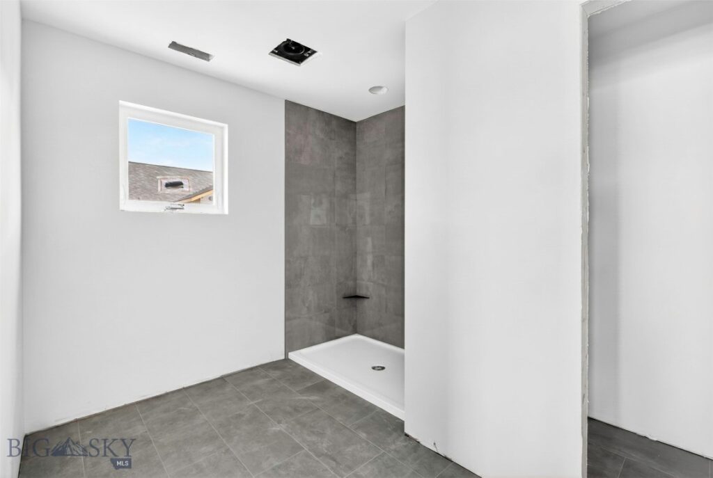 215 Sage Grouse Drive, Bozeman MT 59718