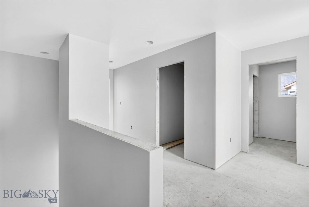 215 Sage Grouse Drive, Bozeman MT 59718