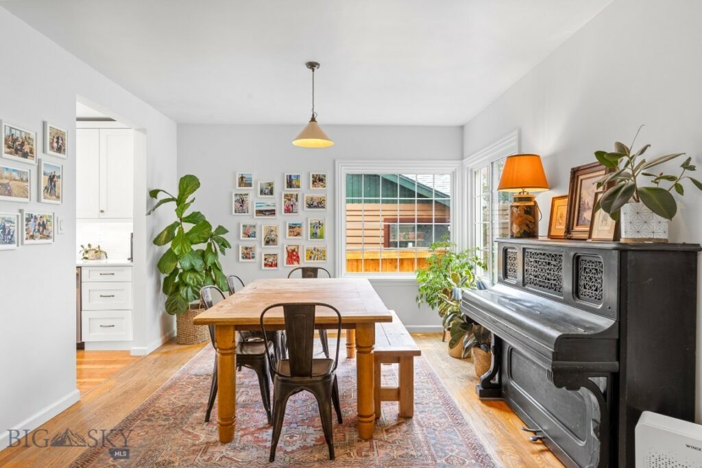 215 S 10th Street, Livingston MT 59047