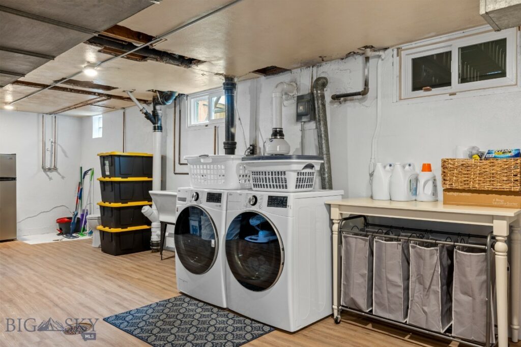 215 S 10th Street, Livingston MT 59047