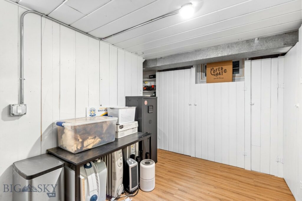 215 S 10th Street, Livingston MT 59047