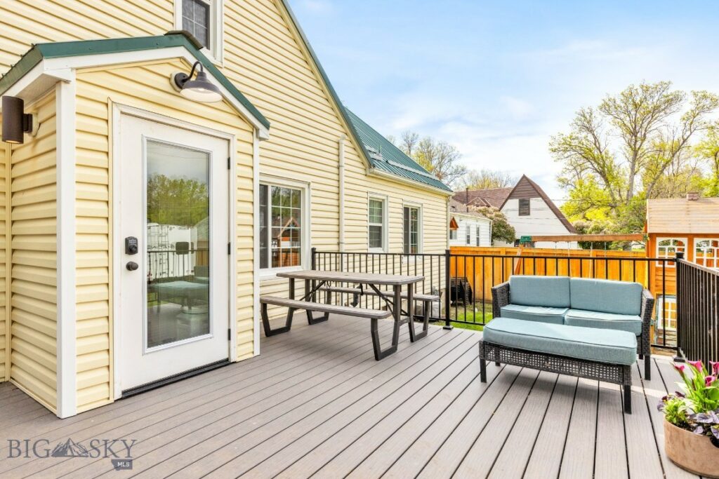 215 S 10th Street, Livingston MT 59047