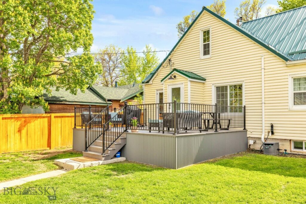 215 S 10th Street, Livingston MT 59047