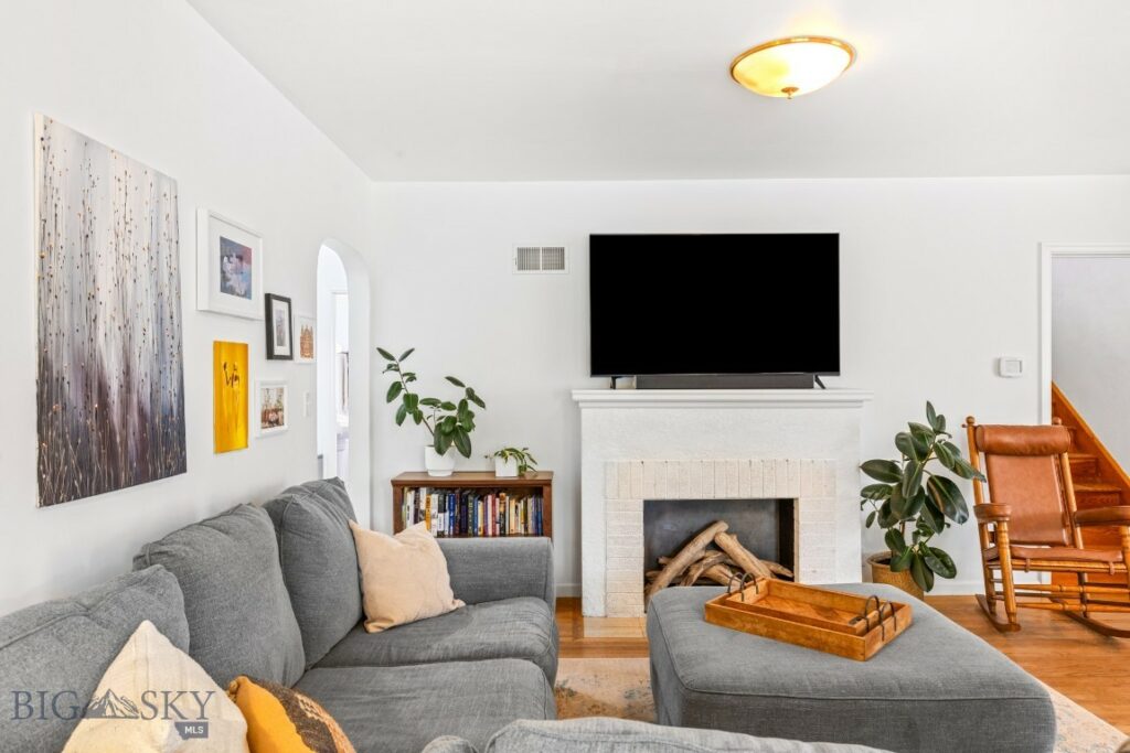 215 S 10th Street, Livingston MT 59047