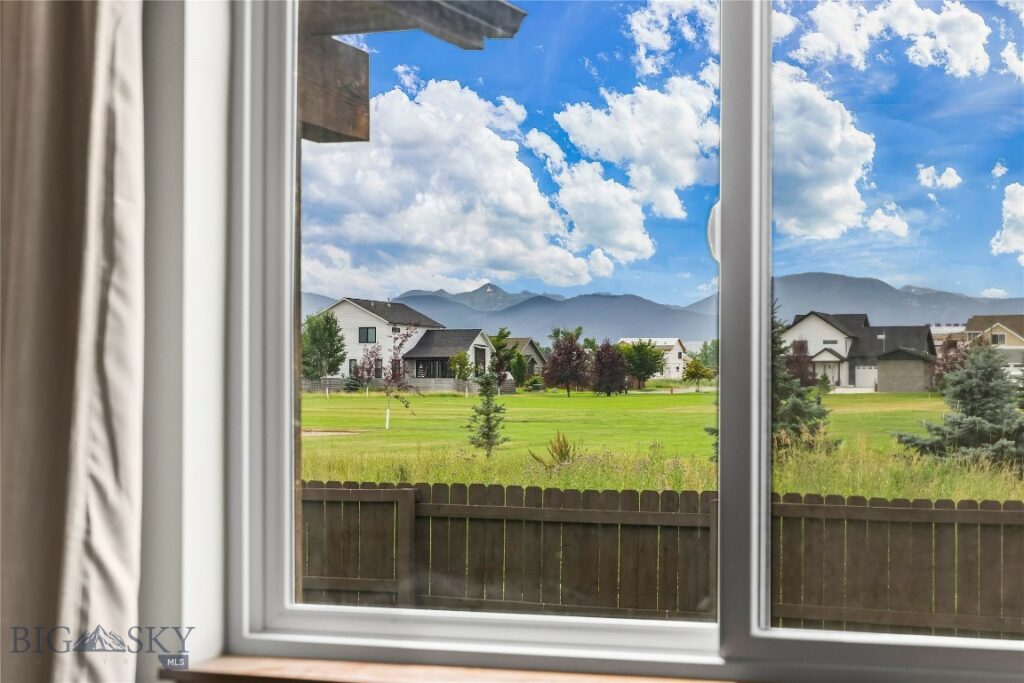 215 Snowy Owl Trail, Bozeman MT 59718