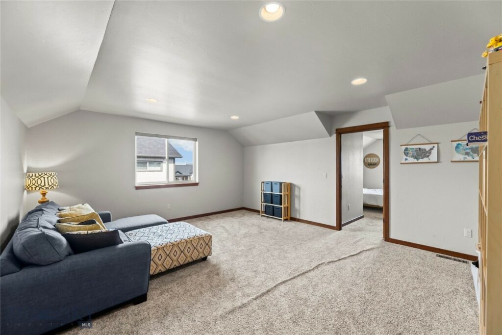 215 Snowy Owl Trail, Bozeman MT 59718